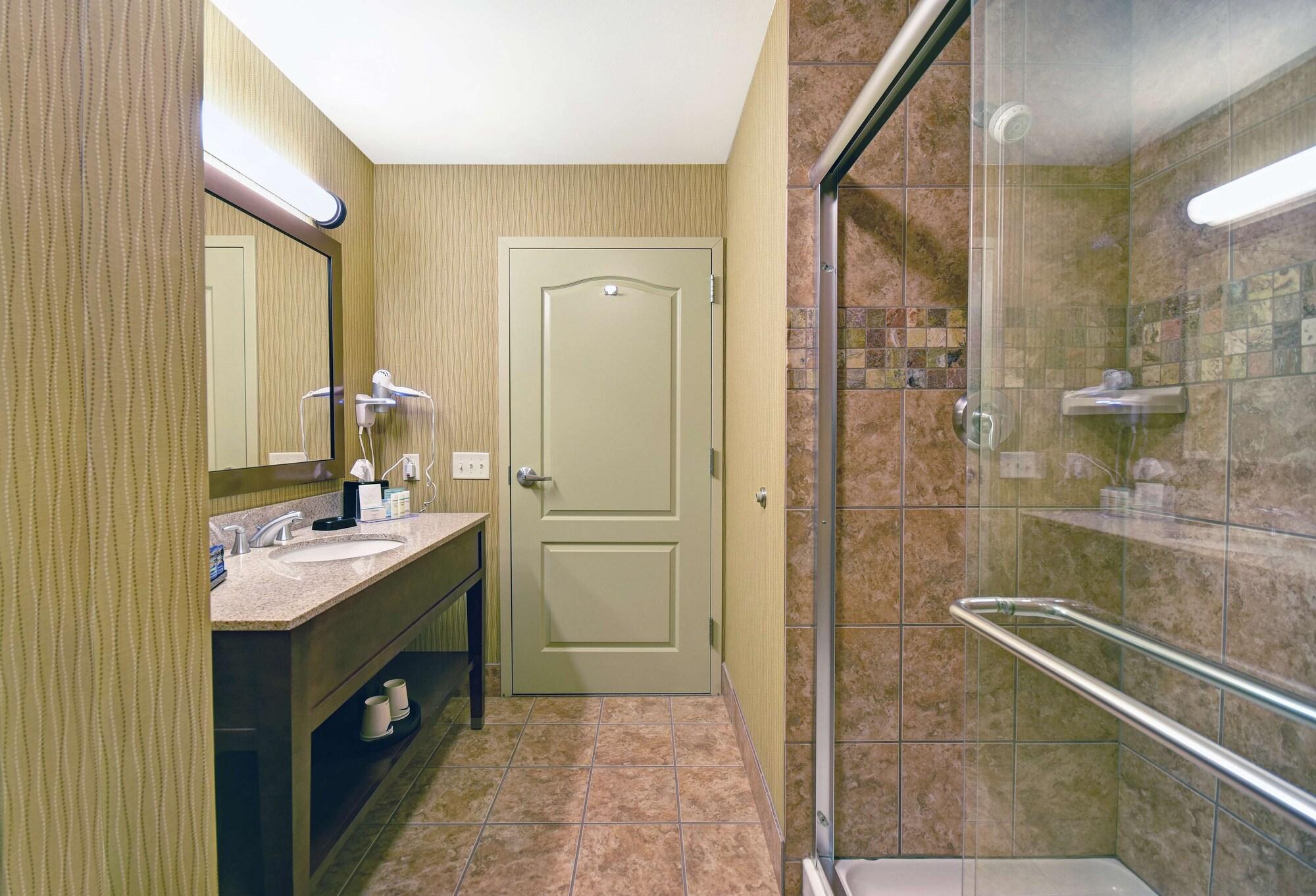 Hampton Inn Белойт Экстерьер фото