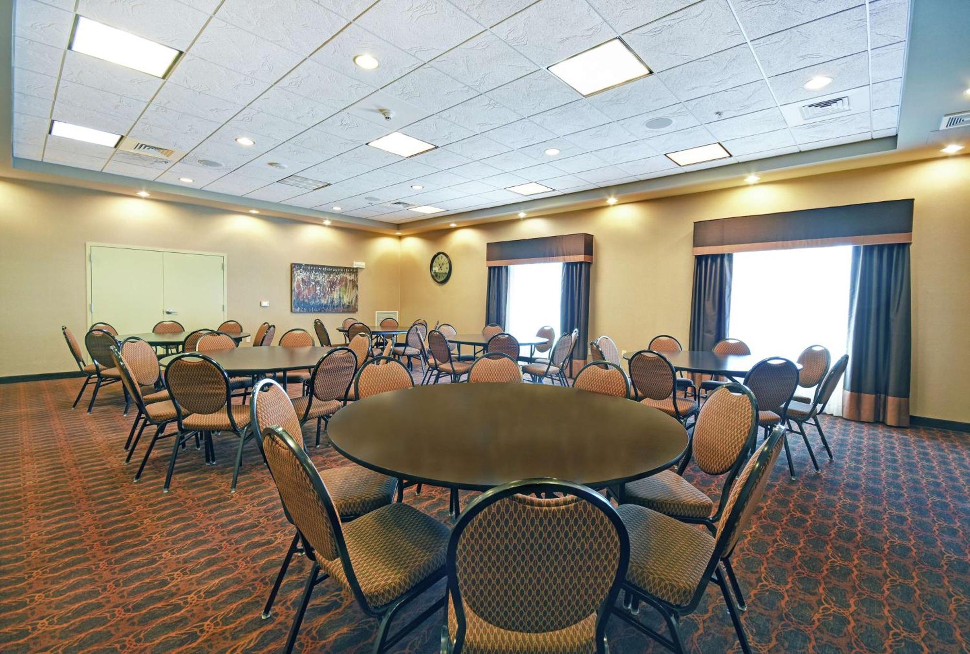 Hampton Inn Белойт Экстерьер фото