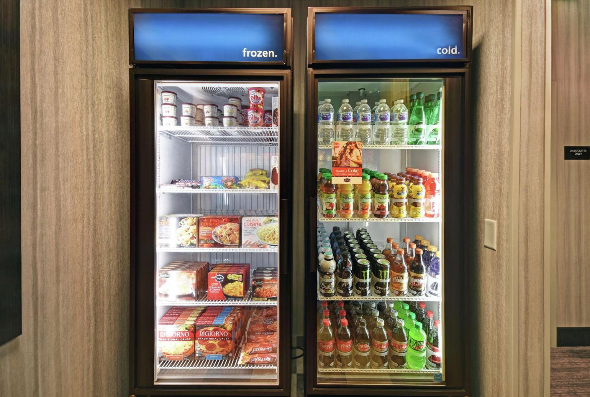 Hampton Inn Белойт Экстерьер фото